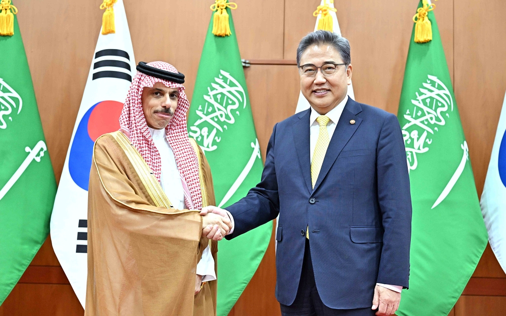 파이살 빈 파르한 알 사우드(His Highness Prince Faisal bin Farhan Al Saud)' 사우디아라비아(이하 ‘사우디’) 외교부 장관과 한-사우디 외교장관 회담 및 만찬