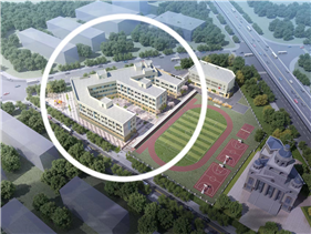 Вид с высоты птичьего полета на Корейскую школу Чунгун и завершение строительства каркаса школьного здания (предоставлено Корейской школой Чунгун)