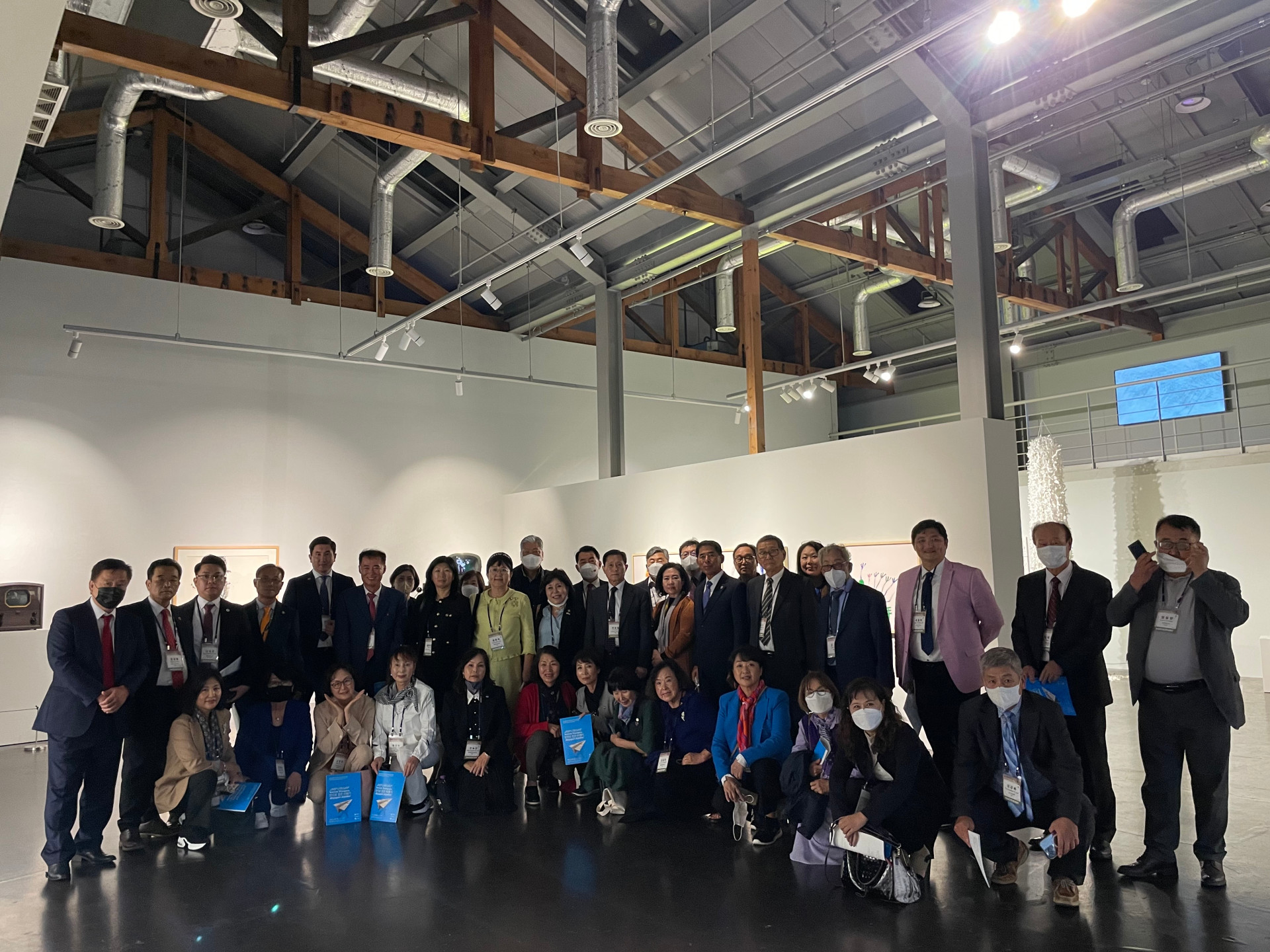 [Day 3] Korean community leaders taking a tour of the Korean emigration history