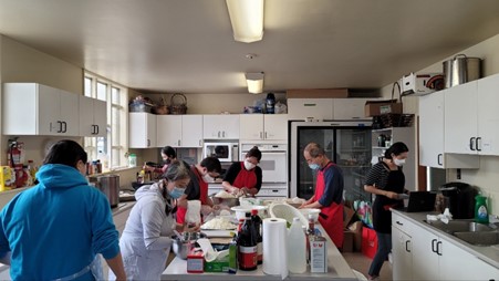 Photo: Officially renting a sanitary kitchen to make Korean food