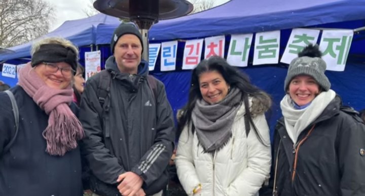 “Full of laughter... Hearty atmosphere” at the K-Kimchi Berlin Festival even in a cold snowfield