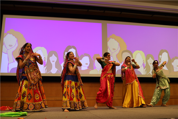 Myntra, a traditional Indian dance, is for children’s birthday events, wedding ceremonies, or other special events and ceremonies.