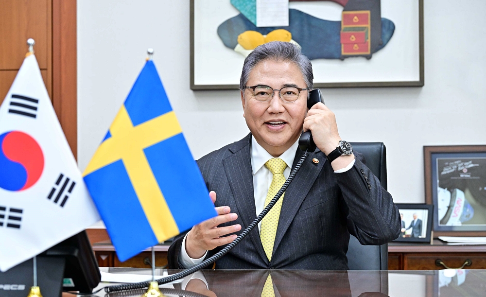  3.27(월) 오후 '토비아스 빌스트룀(Tobias Billström)' 스웨덴 외교장관과 첫 전화 통화
