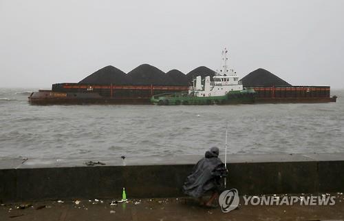 인니, 잇단 선원피랍에 필리핀 석탄수출 중단