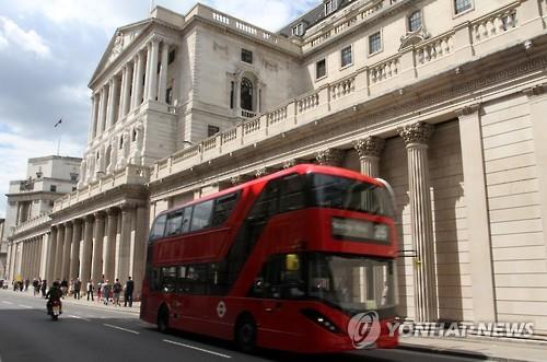 국제유가, 달러 약세에 상승…WTI 2.1%↑