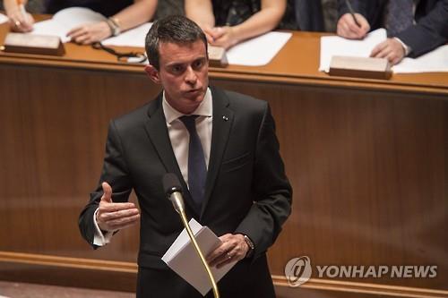 佛정부, 해고 완화 노동법 개정안 세 번째 의회 무표결 처리