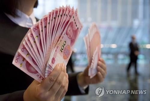 중국 위안화 가치 0.33% 절하…시중에 8조원 유동성 공급