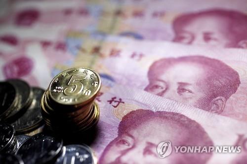 중국 위안화 가치 0.67% 절하 고시…2개월만에 최대폭 절하