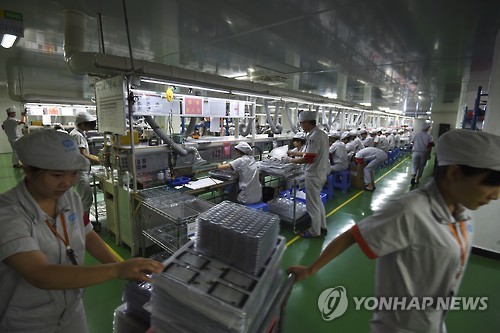 중국 8월 생산자물가 전년비 0.8%↓…54개월째 하락(속보)