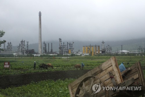 국제유가, 美정제유 재고증가에 하락…WTI 2.94%↓