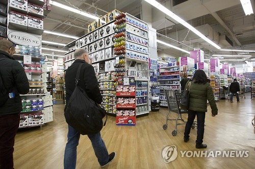 美 8월 소매판매 5개월만 0.3%↓…9월 금리인상 여지 줄어(종합)