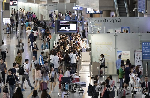 관광수지 흑자는 언제?…올 1∼7월 29억달러 적자