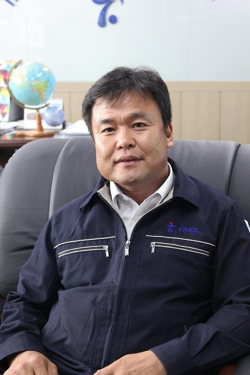 비닐하우스로 시작해 청년이 원하는 직장 만든 금형기술인