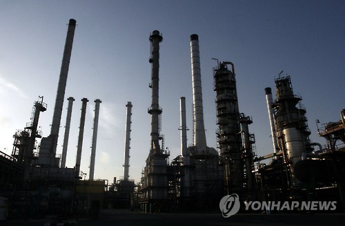 국제유가, OPEC 감산 기대속 혼조…WTI 0.9%↑