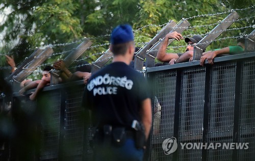 '난민버전 브렉시트' 피한 EU, 16만명 분산 숙제