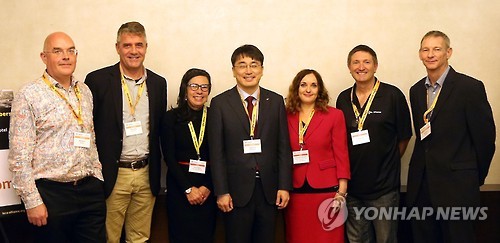 '외국서 잃어버린 가방도 추적'…글로벌 IoT 토대 마련
