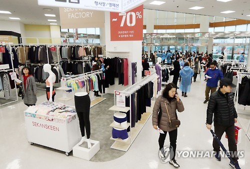 아웃렛에도 유커 행렬…젊은층ㆍ개별여행 증가
