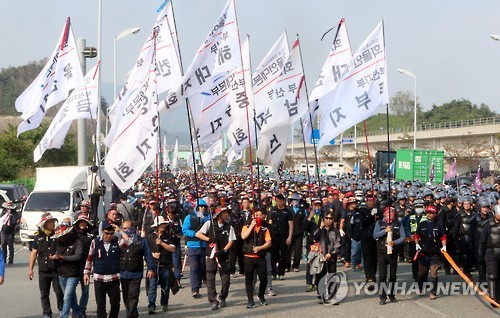 화물연대 운송 미참여 나흘 연속 감소…6.8%까지 하락