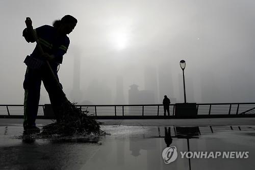 中 경제 3분기도 6.7% 성장…7년來 최저성장세(종합)