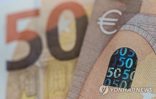 ECB vs. 독일, 돈풀기 연장 놓고 충돌 격화