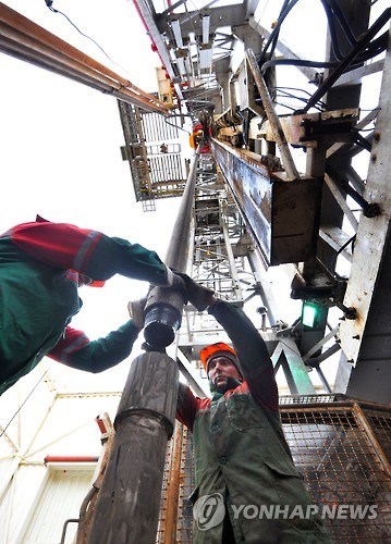 국제유가, 산유국 감산 논의 주시속 하락…WTI 2.05%↓