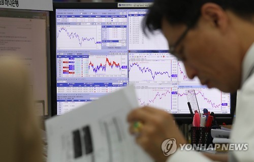코스피, 대내외 리스크에 이틀째 장중 2,000선 붕괴(종합)