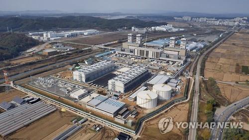 작년 LNG 수입 4천400만t '사상최고'…미국산 수입 2.4배 급증