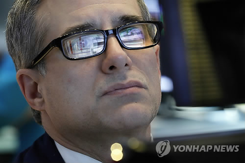 뉴욕증시, 중국發 기업실적 부진…다우 0.84% 하락 마감