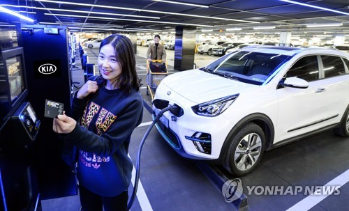 기아차, 전기차 충전업체와 파트너십…
