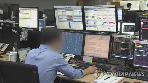 코스피 외인·기관 매도에 사흘째 하락…2,180선도 내줘(종합2보)