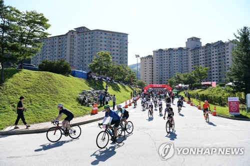 원주 소상공인·관광객이 만드는 '골짜기 플리마켓' 개장
